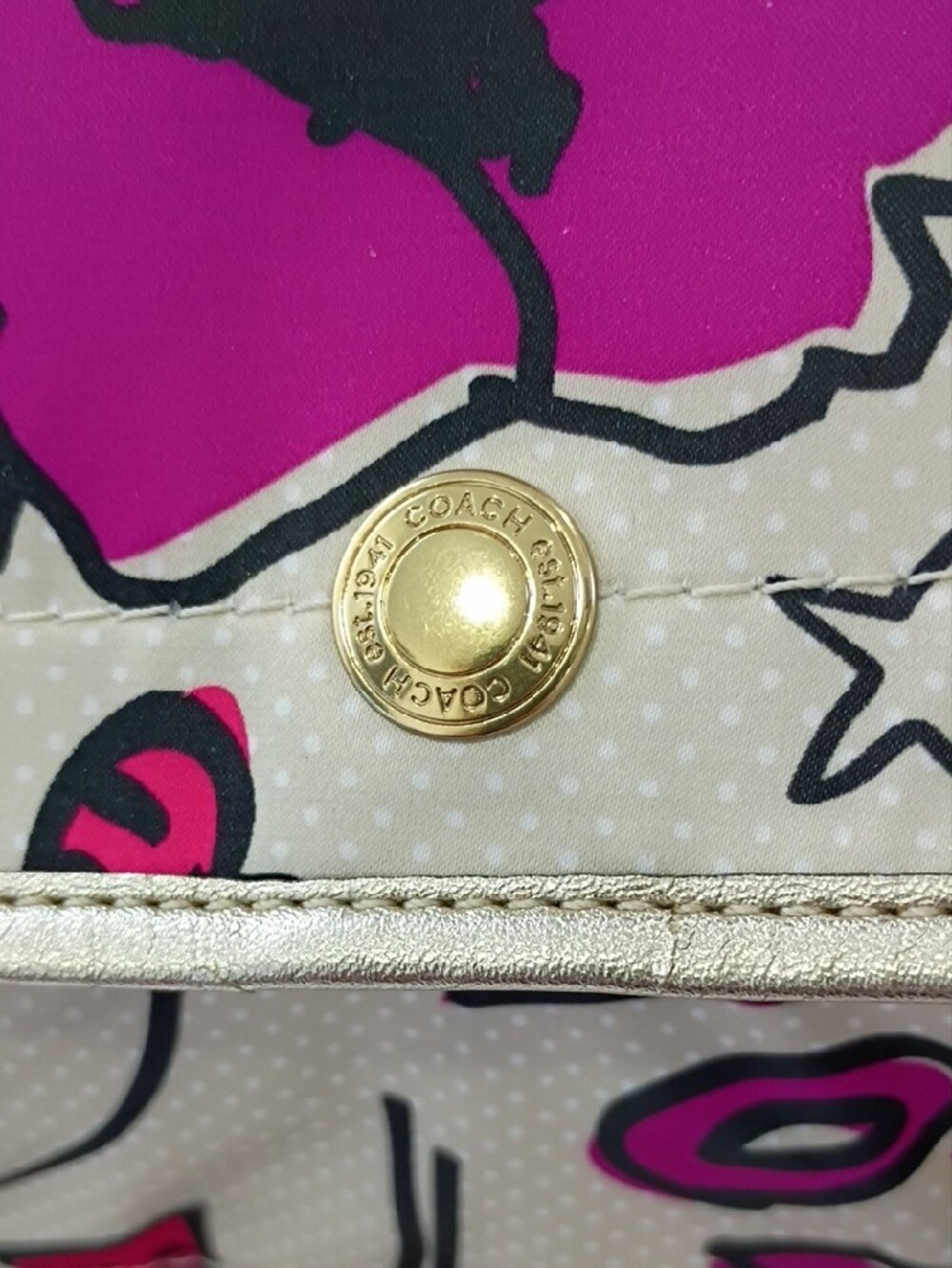Coach Kyra Poppy Messenger Bag In Pristine Condition With Adjustable Strap - Picture 2 of 16